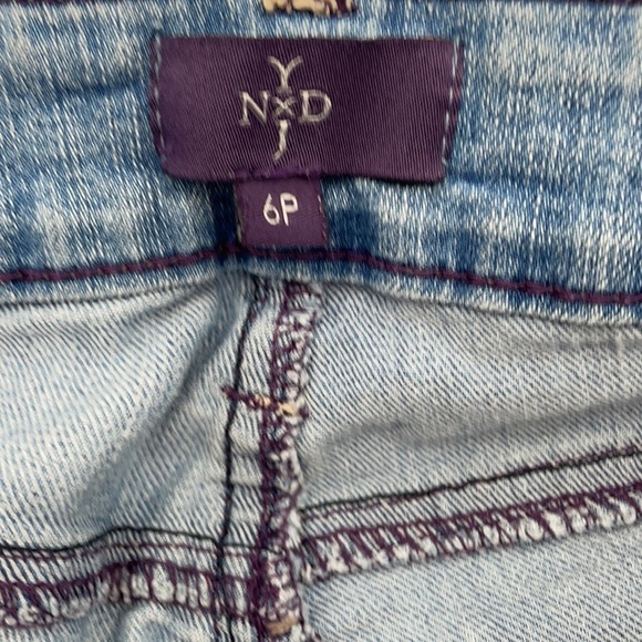 NYDJ Not Your Daughters mom Jeans embroidered - Picture 7 of 11
